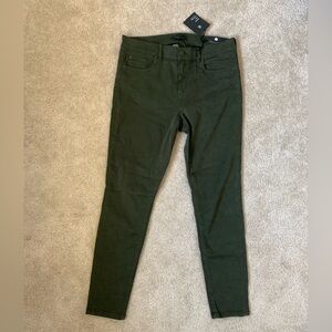 NWT Ann Taylor skinny Olive Green pants